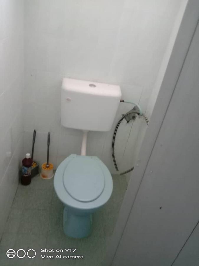 Opro S&S Homestay Pagoh Malay Only มัวร์ ภายนอก รูปภาพ