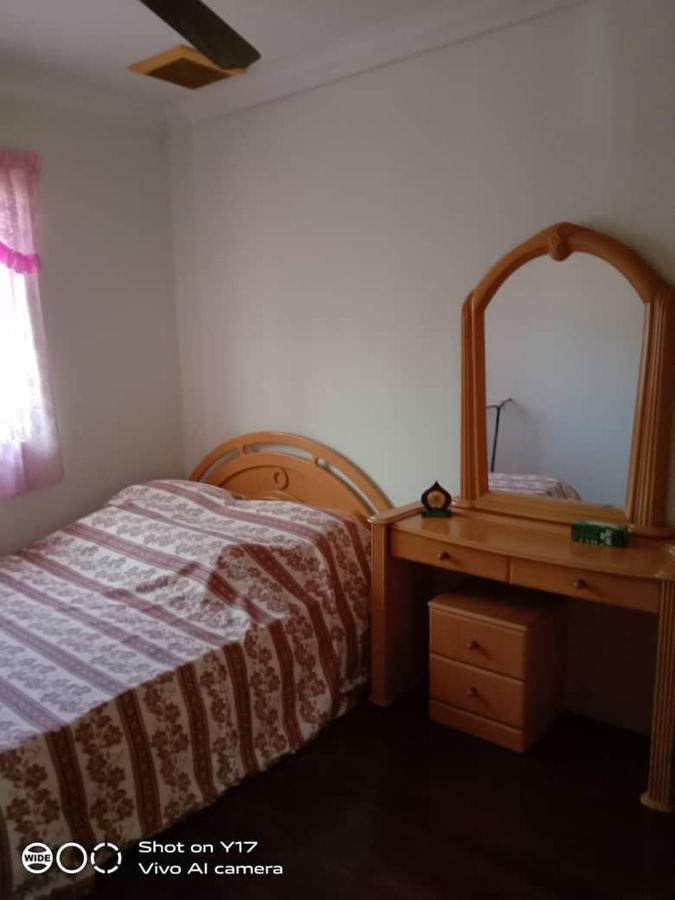Opro S&S Homestay Pagoh Malay Only มัวร์ ภายนอก รูปภาพ